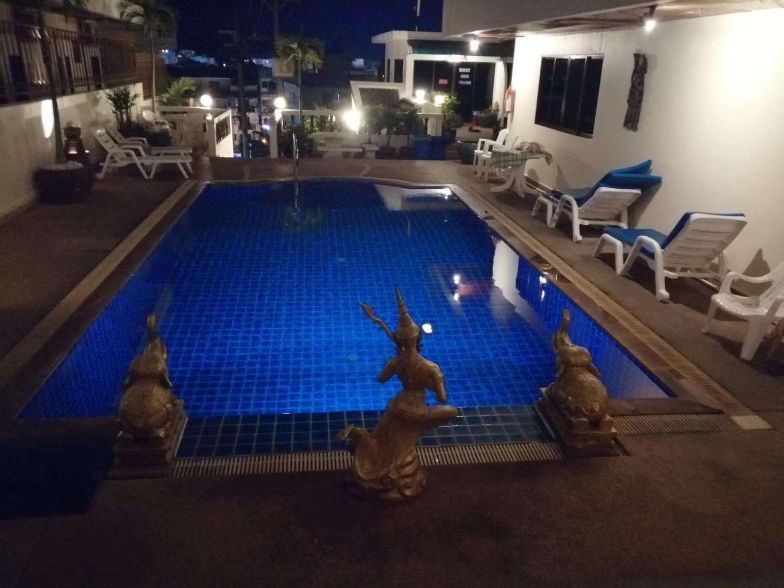 Blue Sky Residence Patong Bagian luar foto