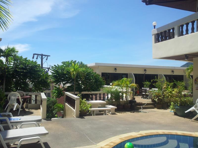 Blue Sky Residence Patong Bagian luar foto