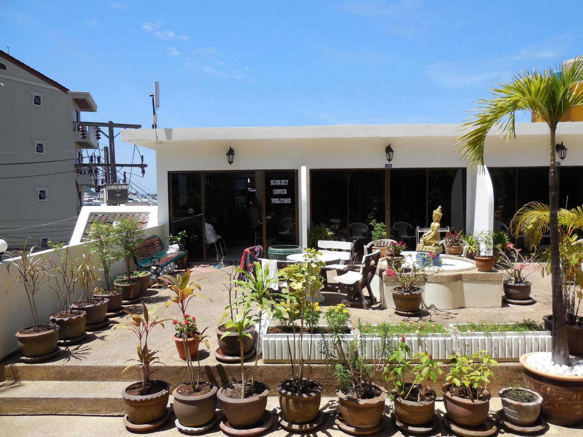 Blue Sky Residence Patong Bagian luar foto